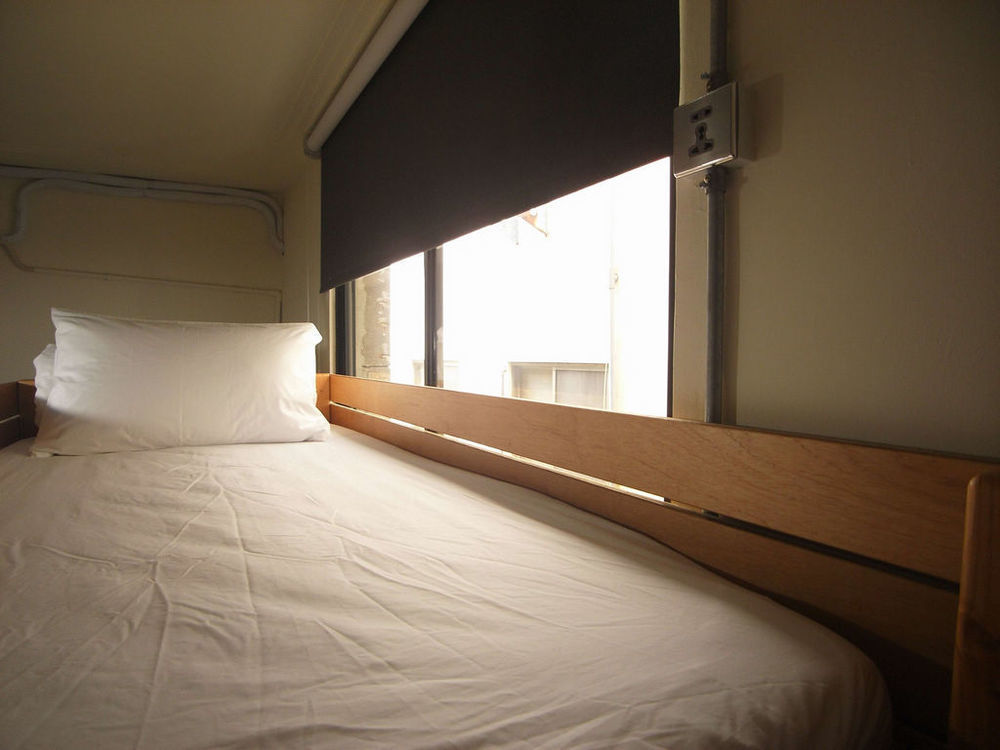 With Inn Hostel Kaohsiung Exterior photo