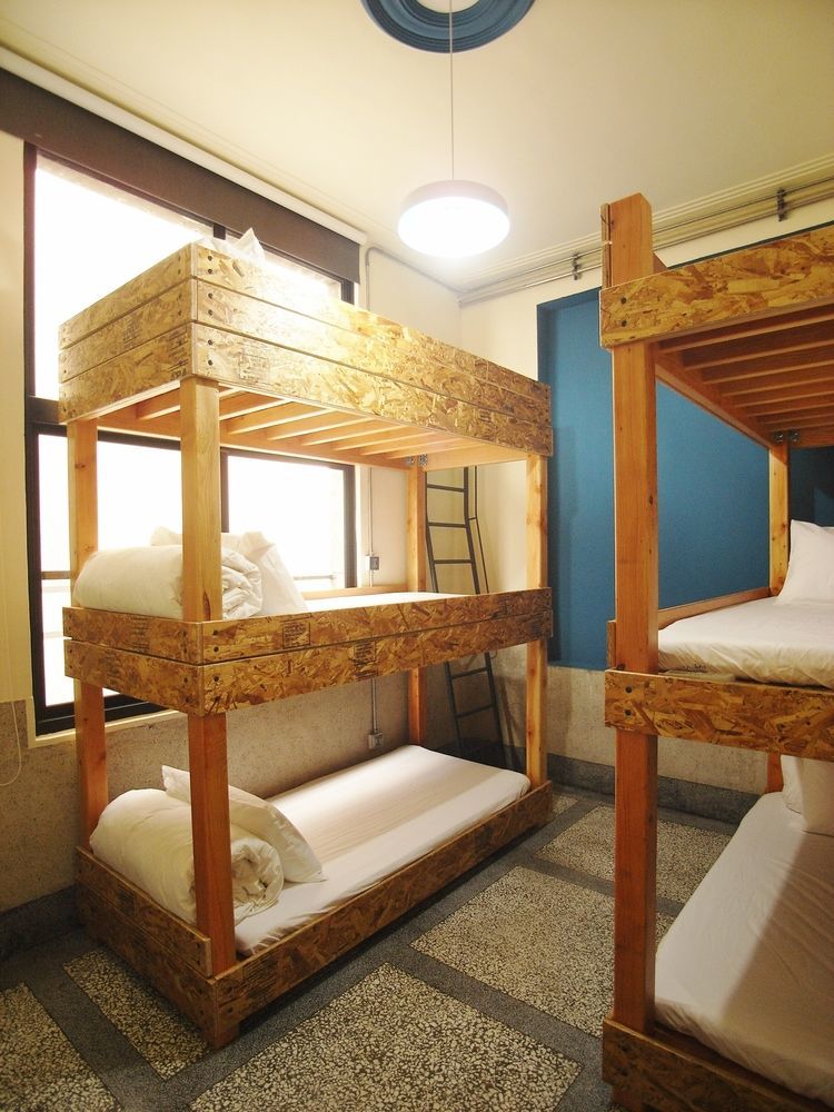 With Inn Hostel Kaohsiung Exterior photo