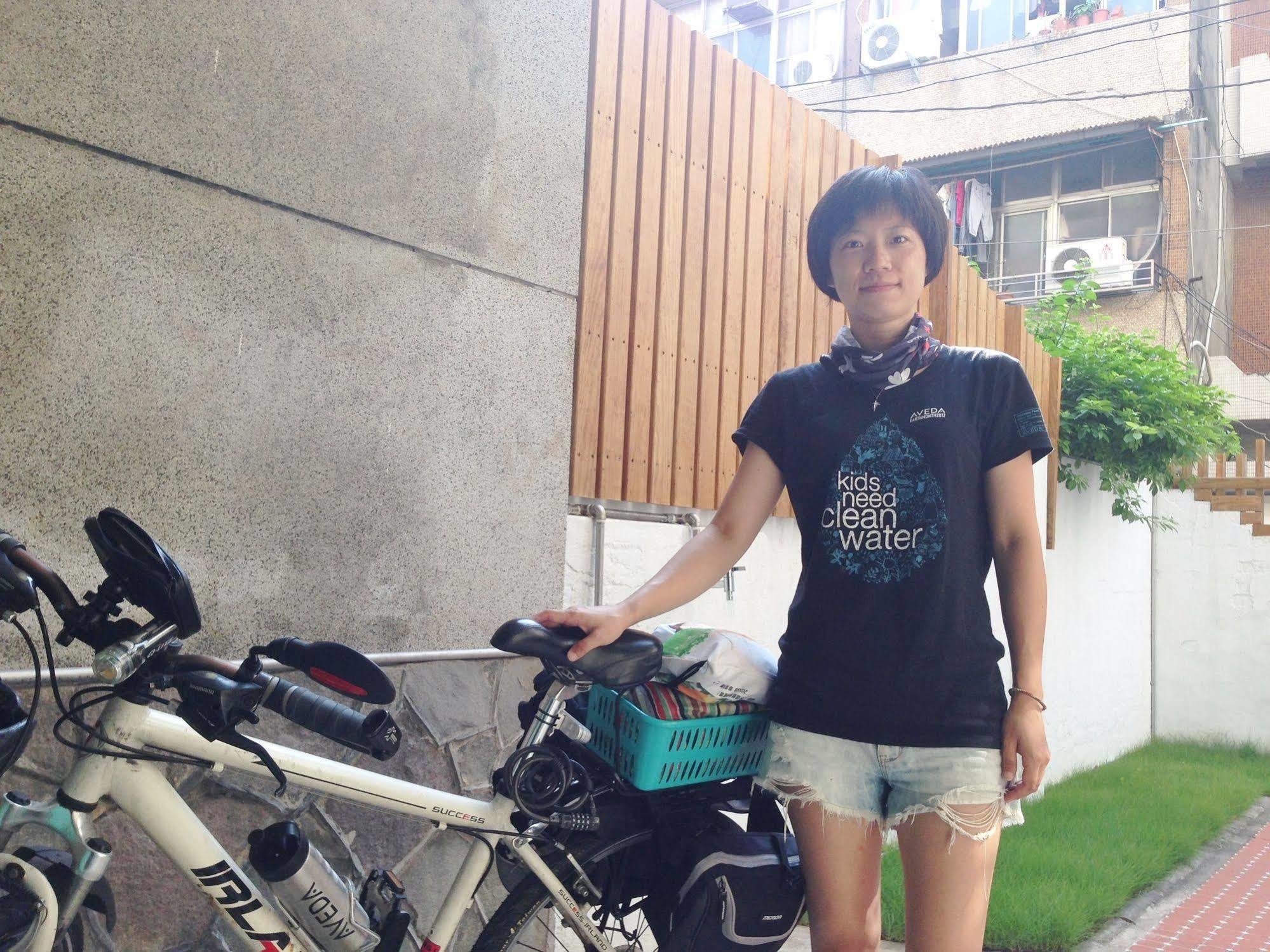 With Inn Hostel Kaohsiung Exterior photo